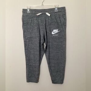 New NIKE Y2K Crop Joggers Gray Lightweight Sweatpants Medium Lounge Logo Cotton
